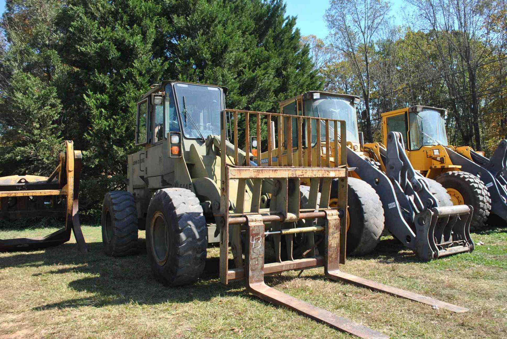 1991 JOHN DEERE 544E WHEEL LOADER S/N-534605; W/6,399 HOURS; W/6' FORKS; W/POSITIONER; W/REAR MANUAL - Image 2 of 3