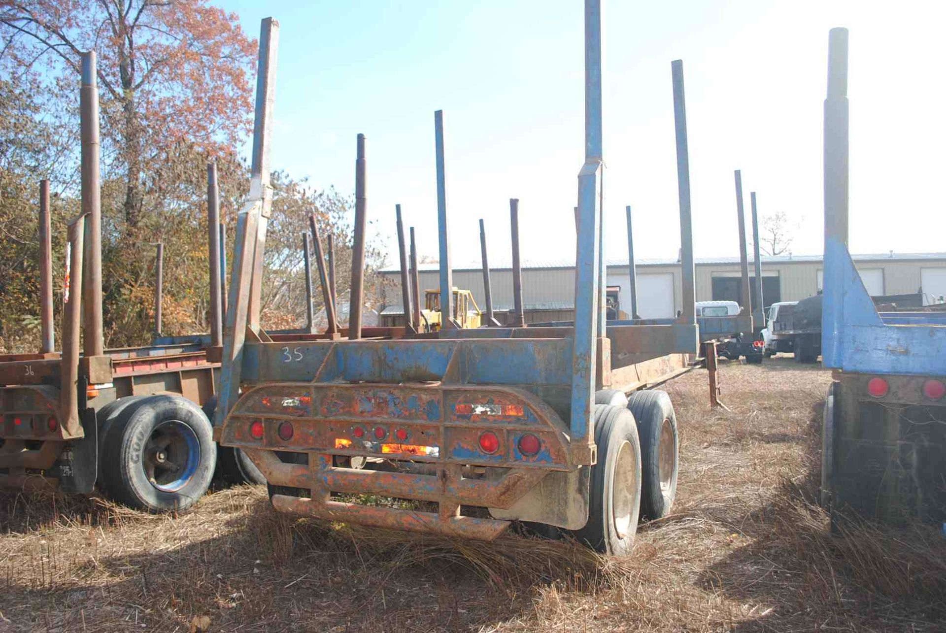 40' DOUBLE BUNK LOG TRAILER; NO TITLE, BILL OF SALE ONLY - Image 3 of 3