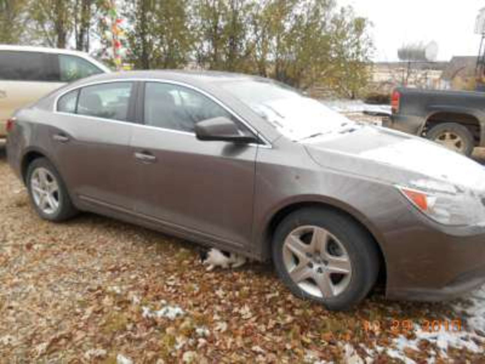 2010 Buick Lacrosse: 4cyl, fully loaded, auto, low km new rubber - Image 2 of 2