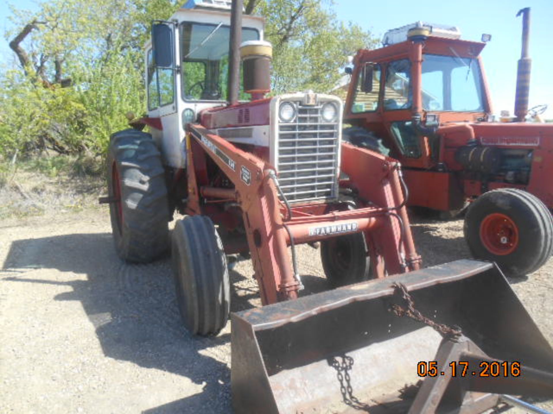IHC 1256 Tractor (1206 motor) cab, Farmhand F348 loader - Power steering issues?? - Image 3 of 3