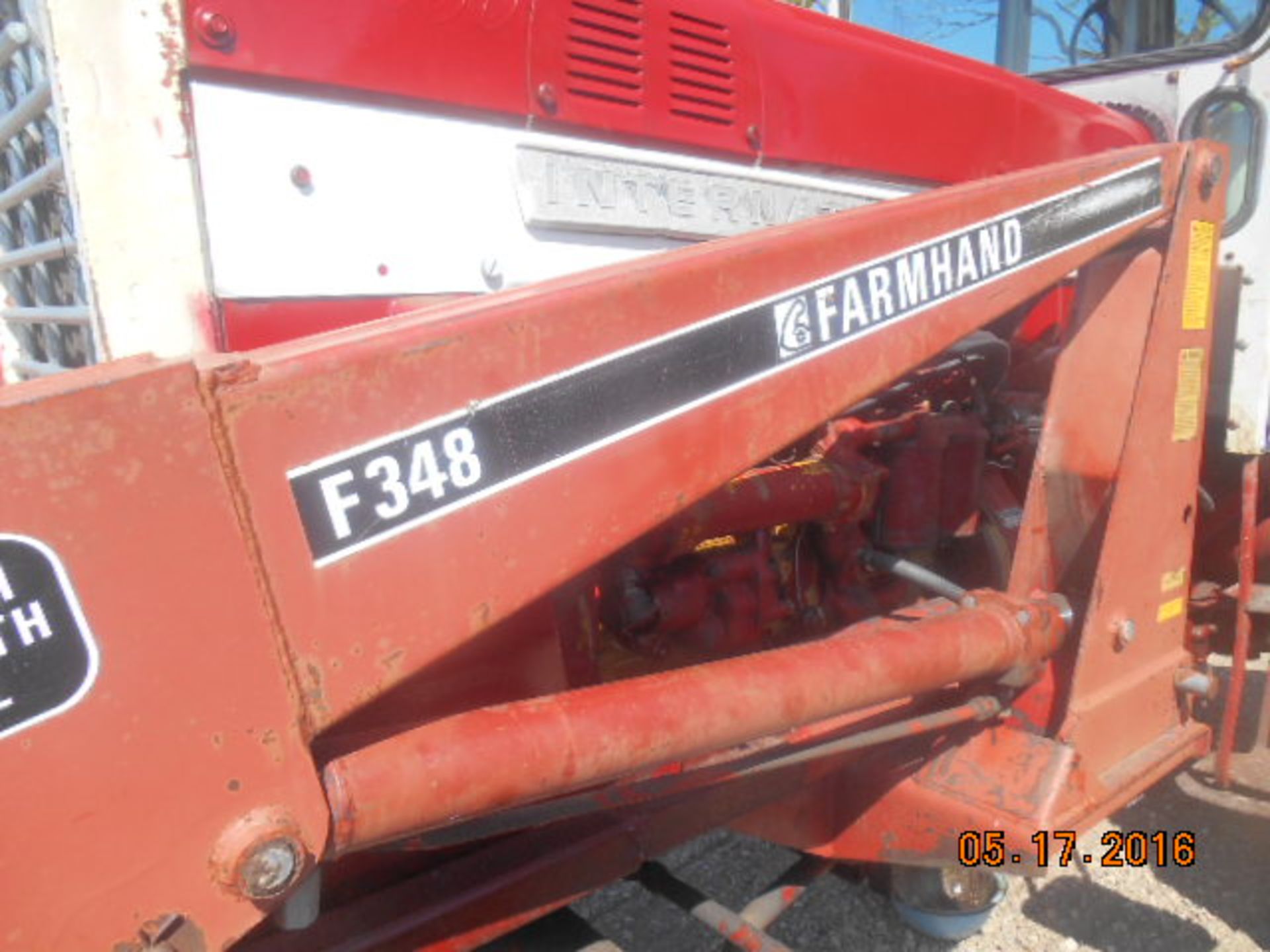 IHC 1256 Tractor (1206 motor) cab, Farmhand F348 loader - Power steering issues?? - Image 2 of 3