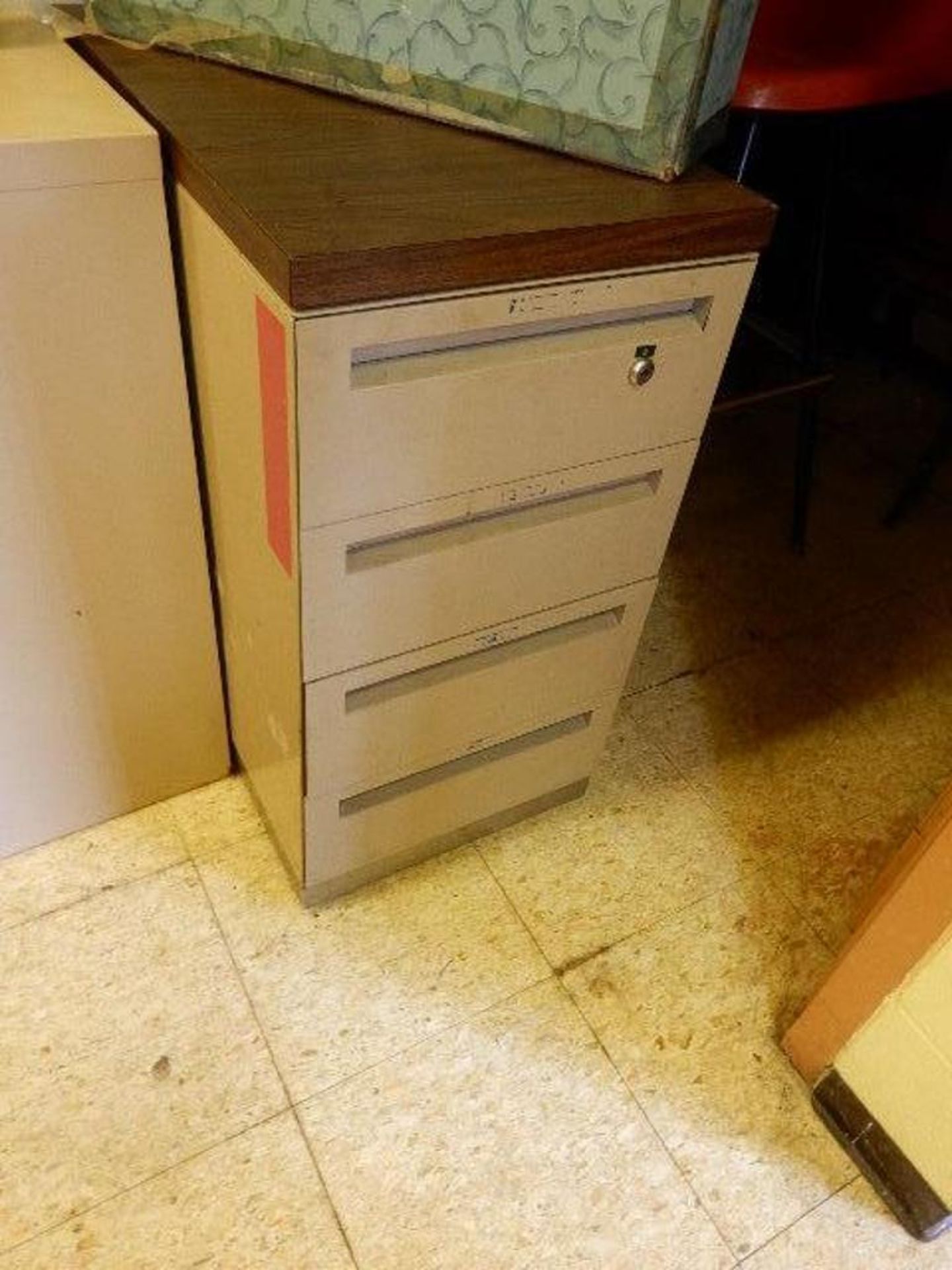 (2) Small File Cabinets - Image 2 of 3