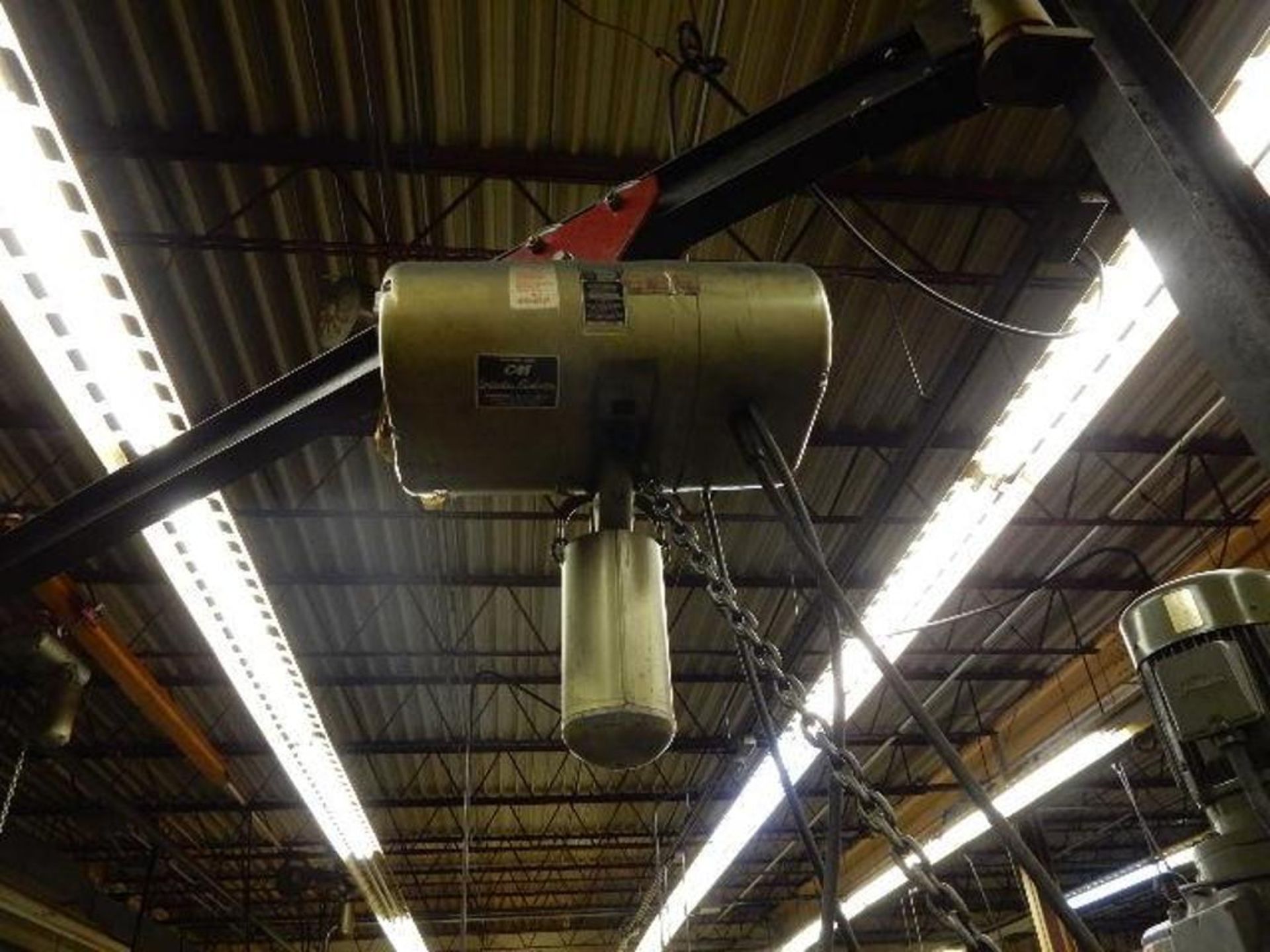 CM Loadstar Electric Chain Hoist with Tolley - Image 2 of 4
