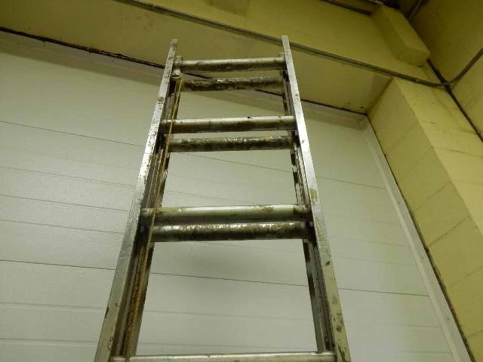 Aluminum Extension Ladder - Image 3 of 3