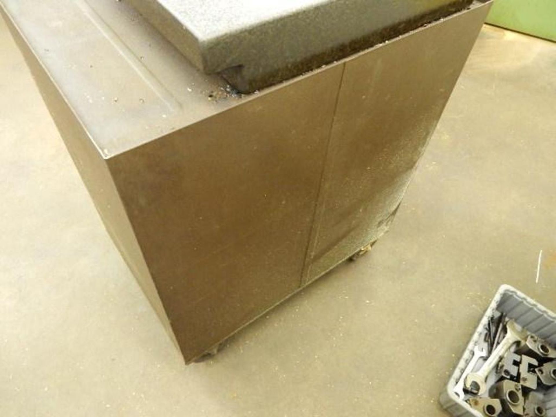 Kennedy Tool Box with 24" x 18" x 4" Single Edge granite Surface Plate - Image 4 of 5