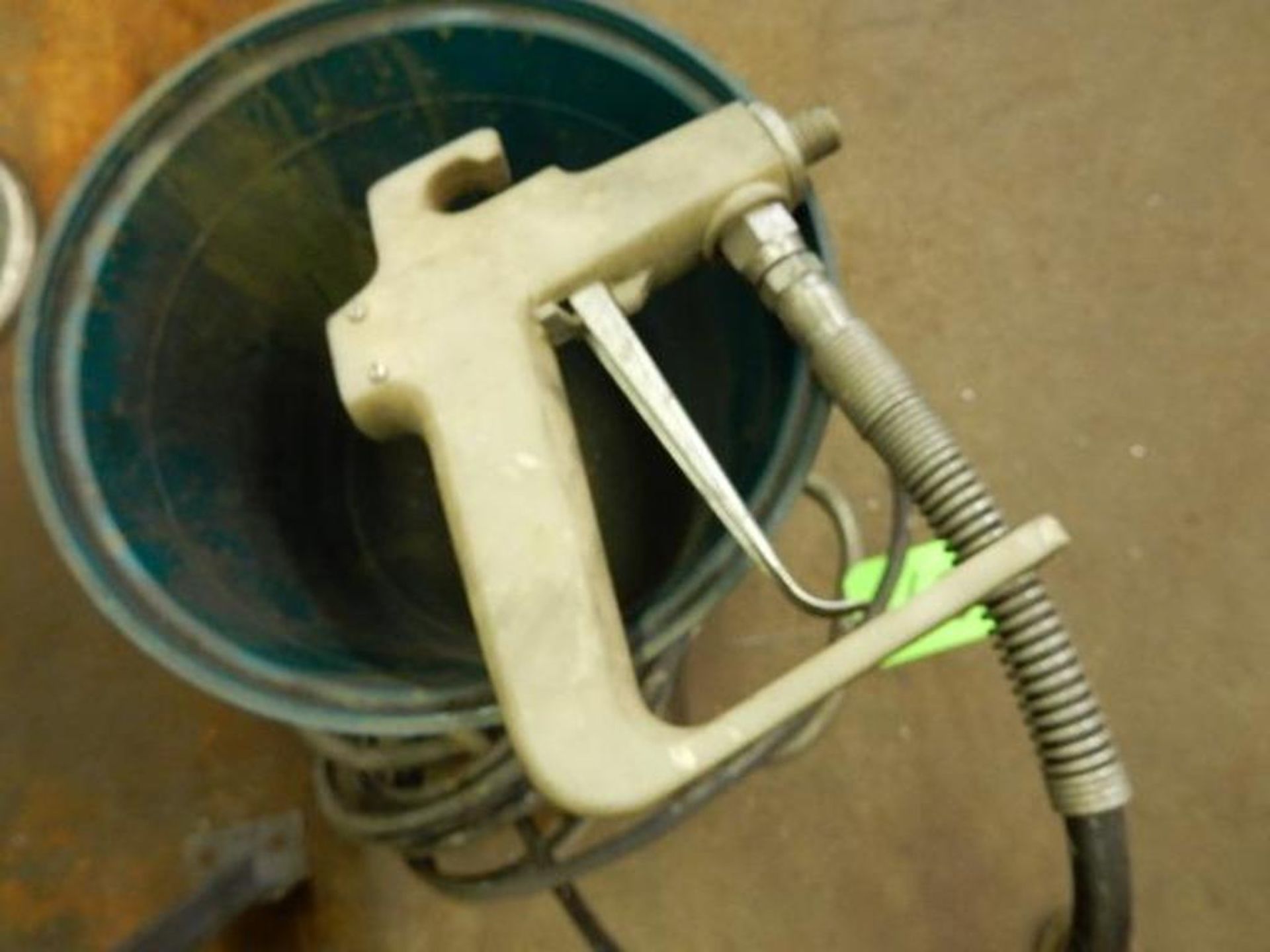 Paint Sprayer - Image 2 of 3