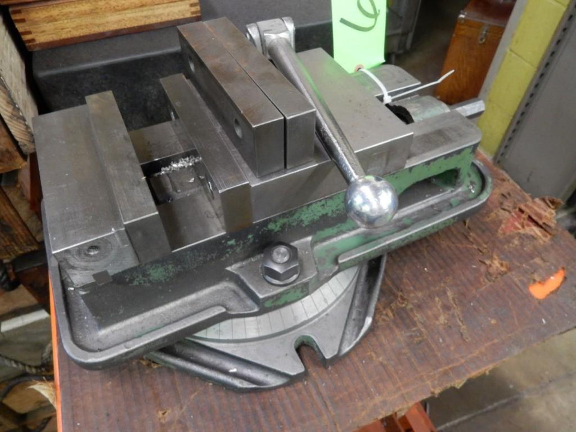 6" Machinist Vise with Swivel Base, Handle, Extra Jaws - Image 2 of 3