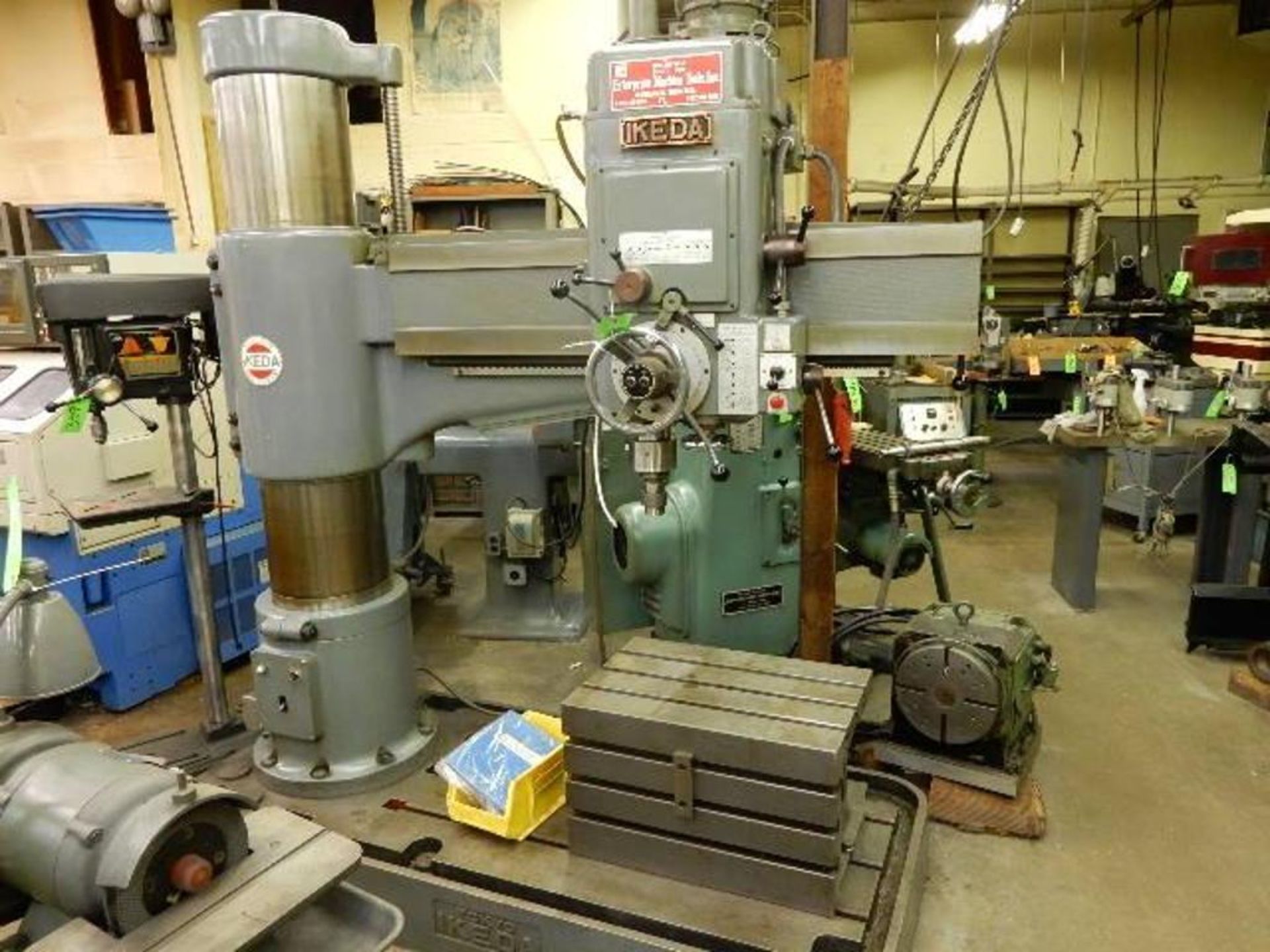 Ikeda Model RM-1375 Radial Arm Drill, 13" Column, 5' Arm, 30-1500 RPM Spindle Speeds, 26.5" - Image 15 of 27
