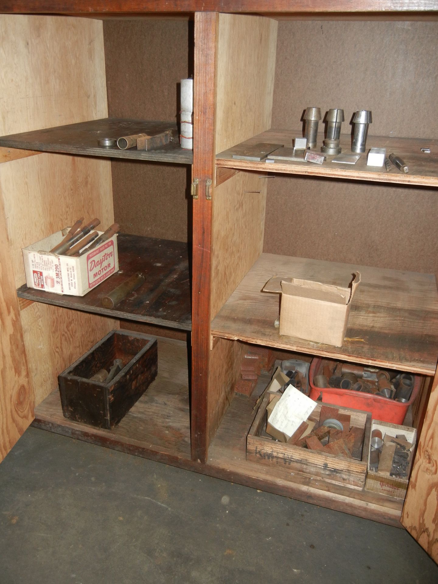 Planer gage parts, collets and other contents of cabinet (cabinet not included) - Image 4 of 4