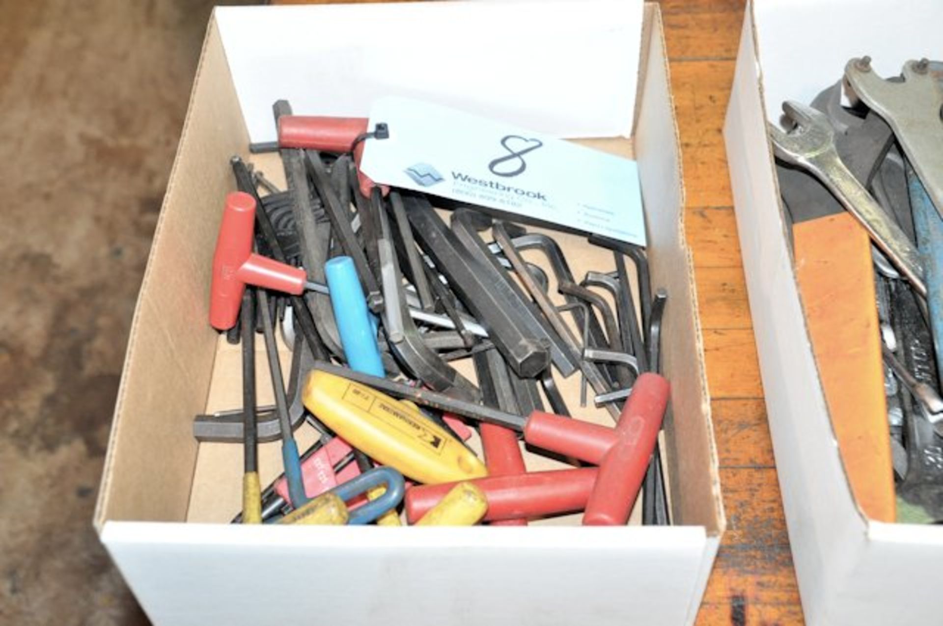 Lot-Allen Wrenches in (1) Box