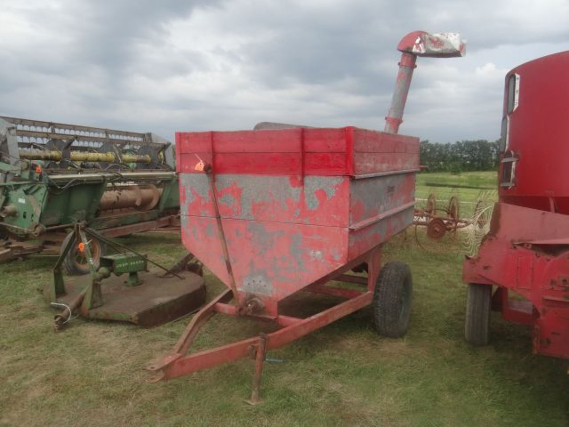 SnoCo Auger Wagon Single Axle - Image 2 of 3