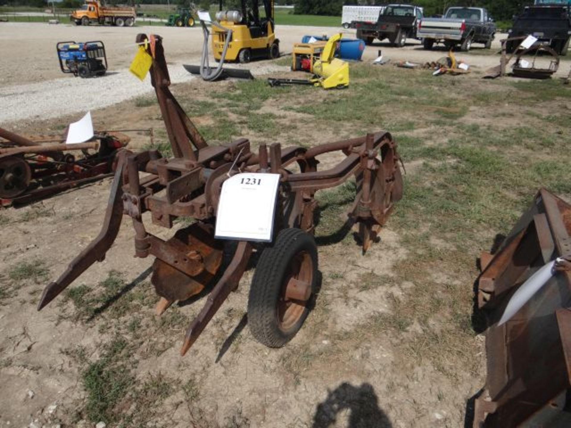 IH 3 Bottom Plow 2pt - Image 2 of 2