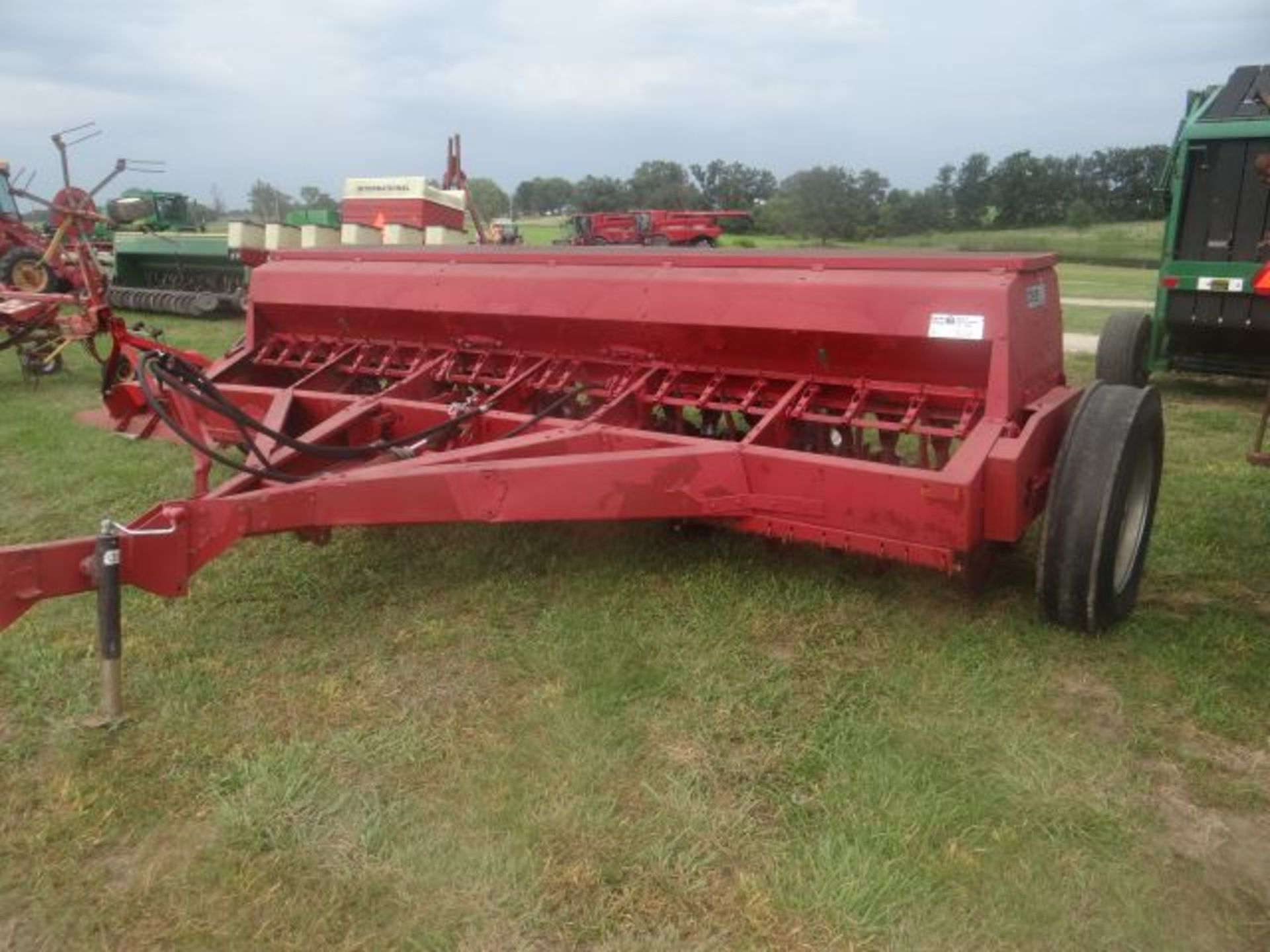 Case IH 5100 Drill - Image 2 of 3