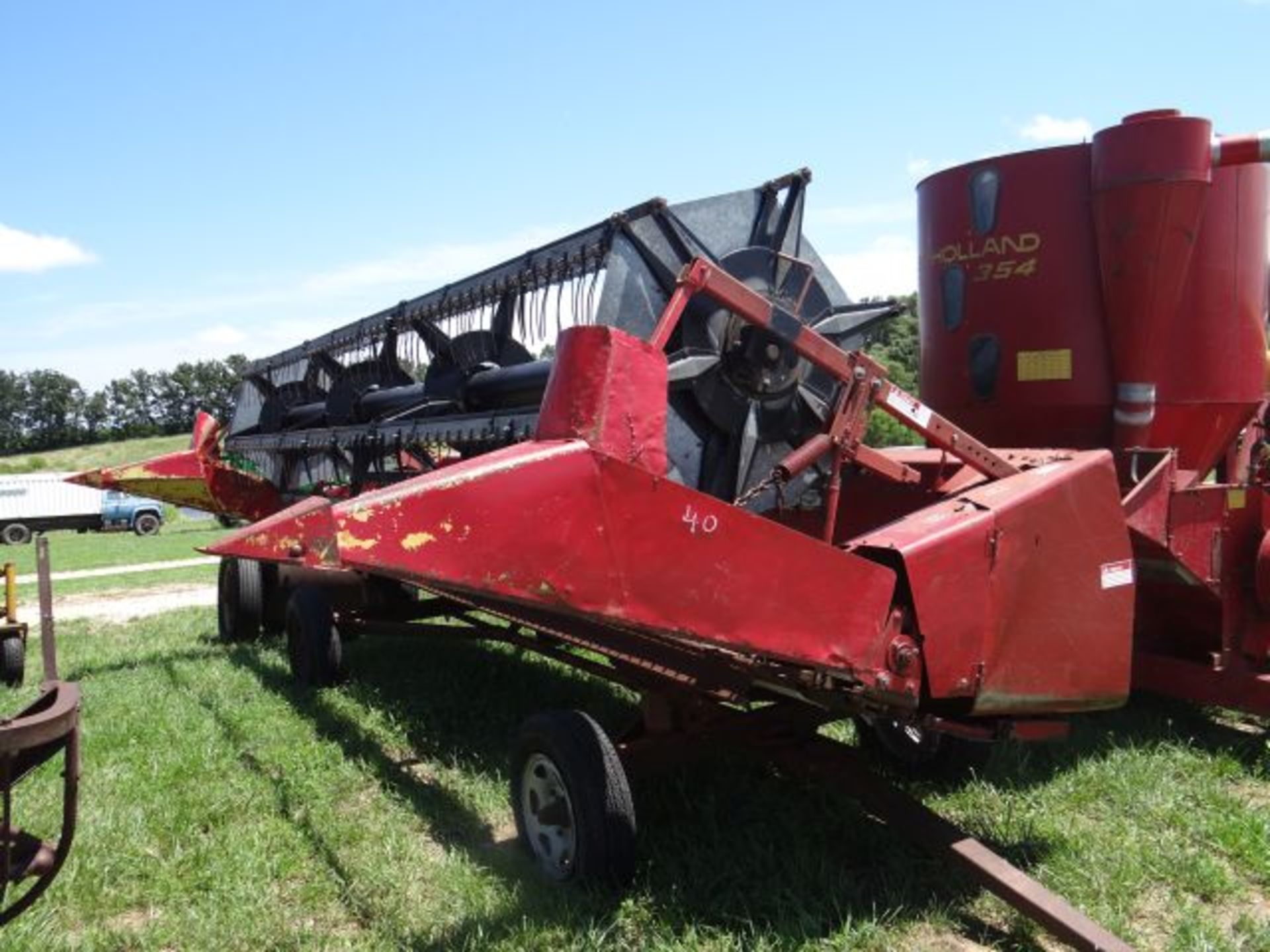 IH 820 Head 20', w/Homemade Header Trailer - Image 2 of 5