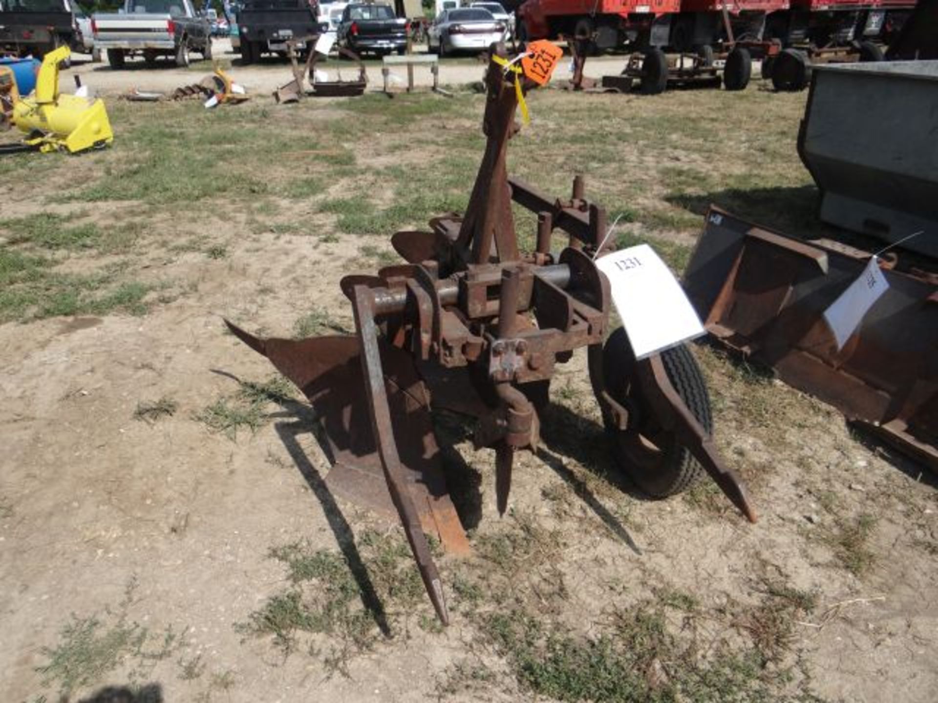 IH 3 Bottom Plow 2pt