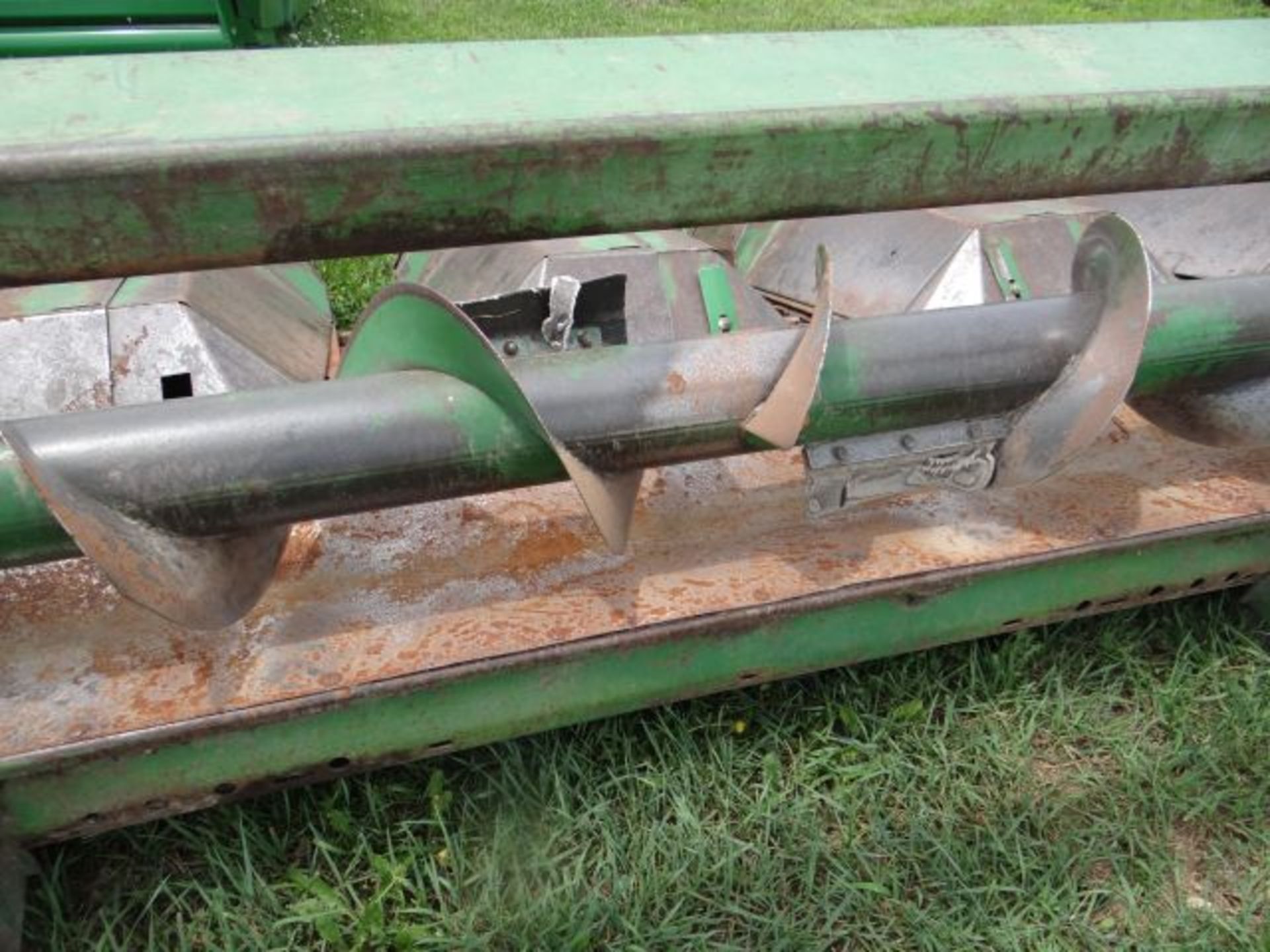 JD 643 Corn Head 6 Row - Image 4 of 4