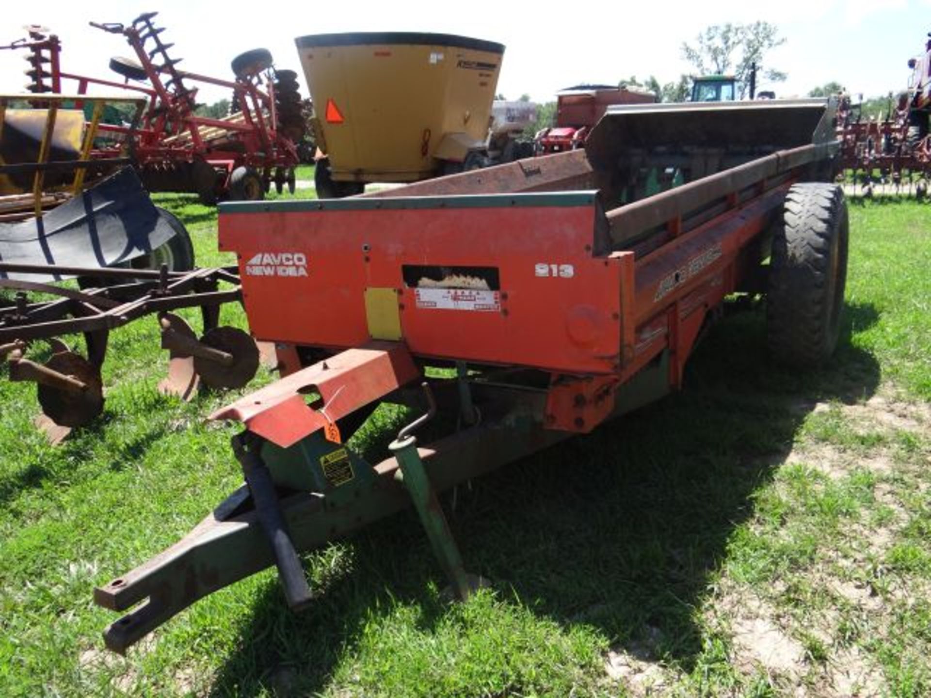 New Idea Manure Spreader