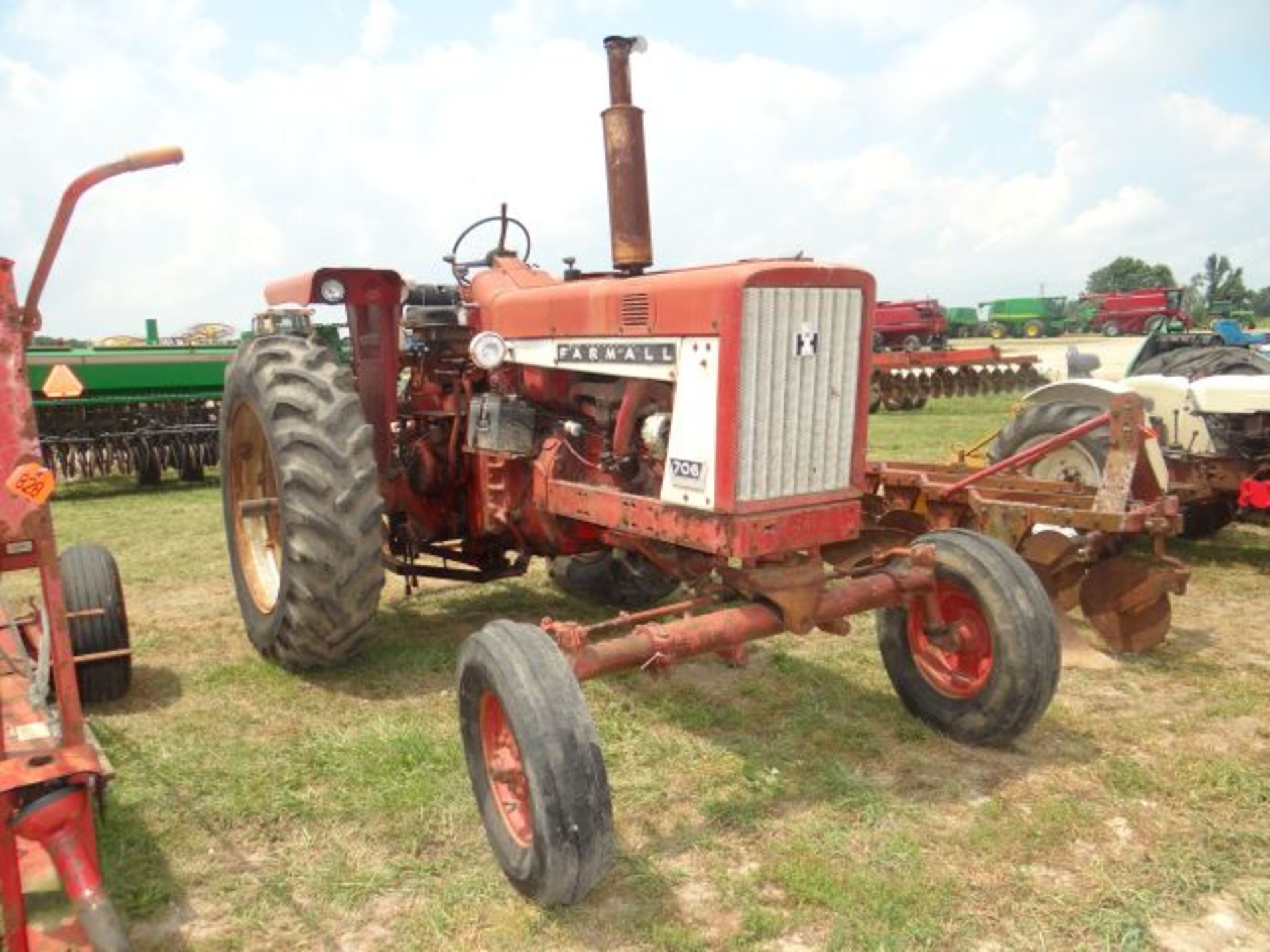 IH 706 Tractor WF, 2pt Hitch, Gas, Good Condition - Image 2 of 2
