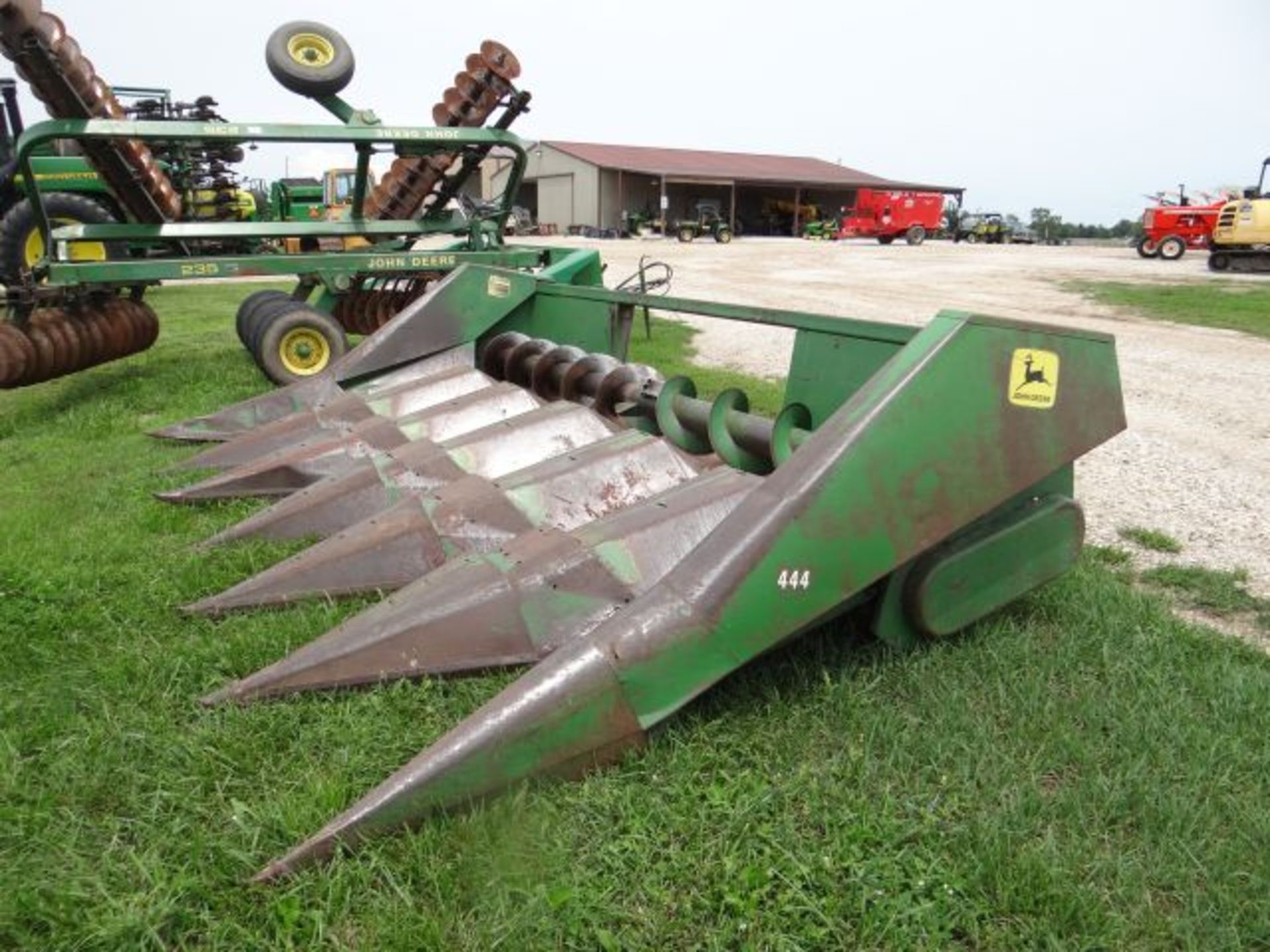 JD 643 Corn Head 6 Row - Image 3 of 4