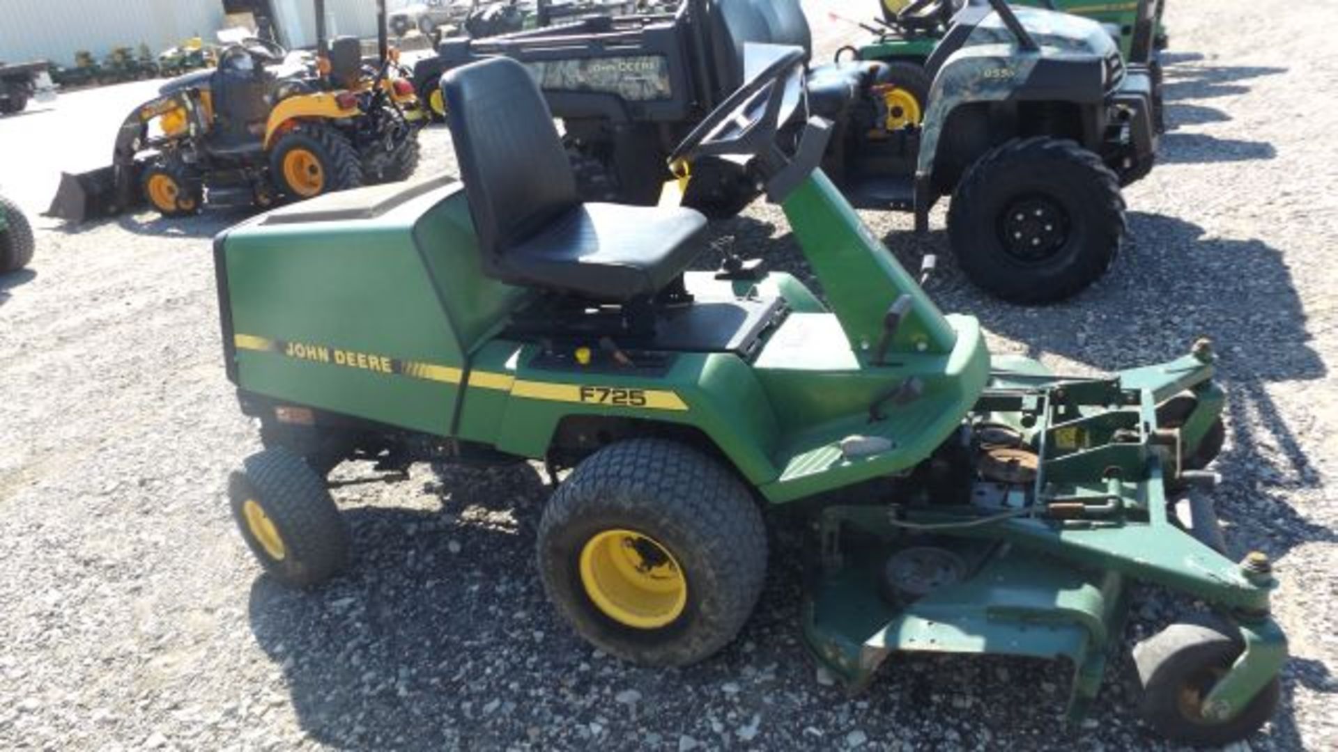 1998 JD F725 Mower #111891, 3560 hrs, 50" Front Mounted Deck, 20hp Kawasaki, Water Cooled, V-Twin, - Image 2 of 3