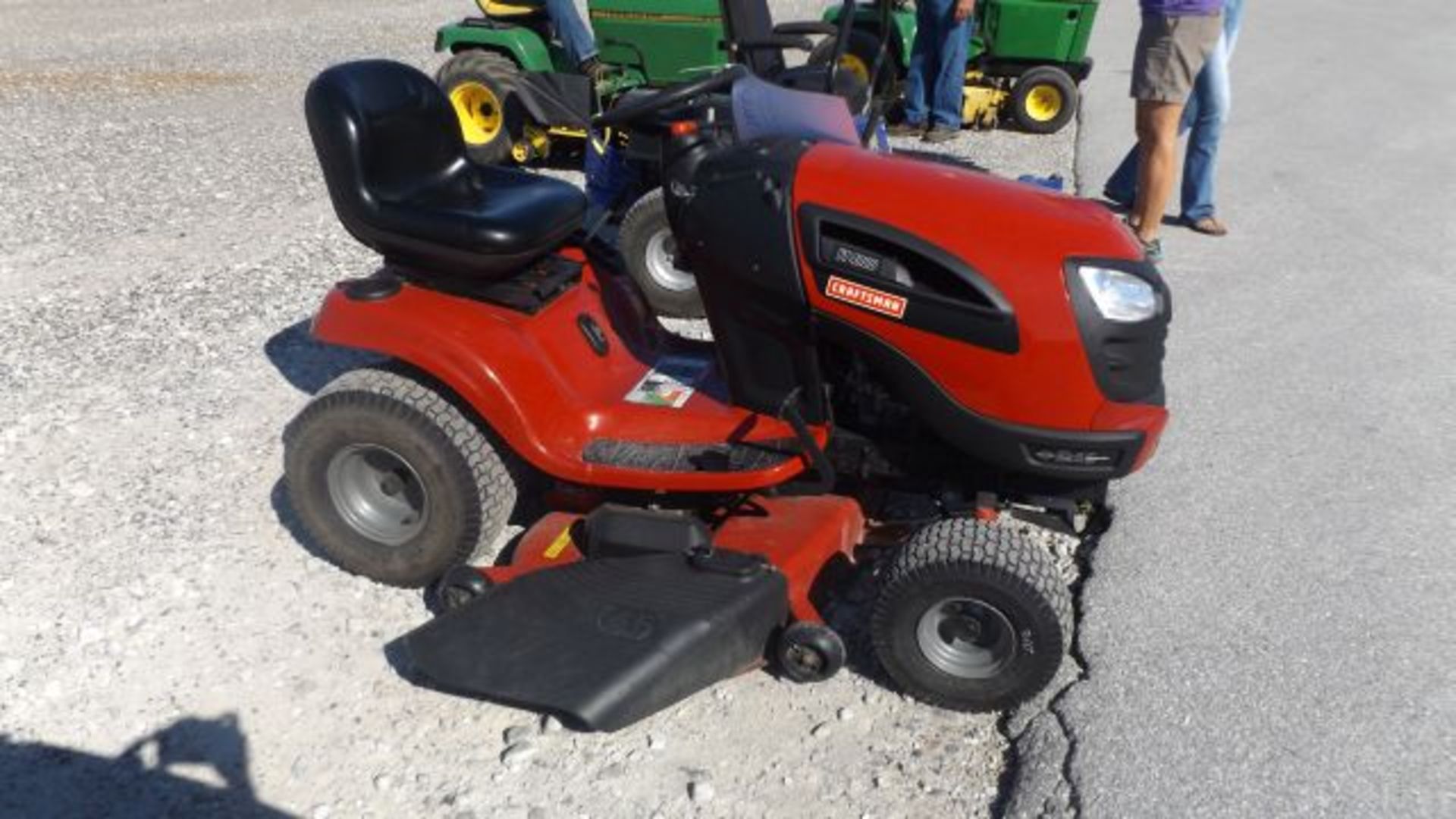 Craftsman YT4000 Mower #112134, 235 hrs, 46" Deck, 24hp Briggs, Air Cooled, Hydro, sn#020712A003792