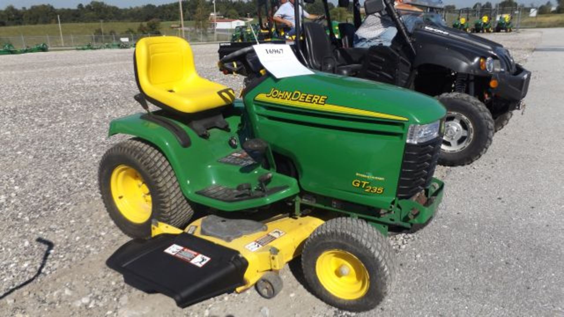 2004 JD GT235 Mower #111622, 464 hrs, 48" Deck, 18hp Kawasaki, Air Cooled, Hydro, sn#M0G235J116967