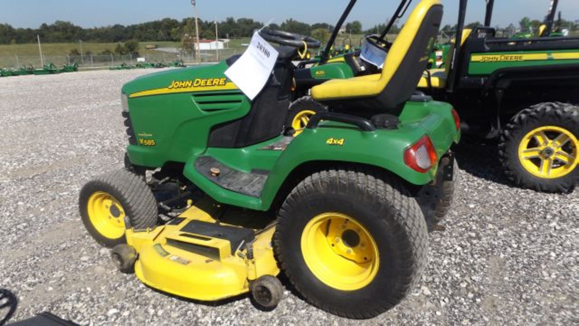 2003 JD X585 Mower #112157, Hour meter not working, 62" Deck, 4wd, 25hp Kawasaki, EFI, Water Cooled, - Image 3 of 3