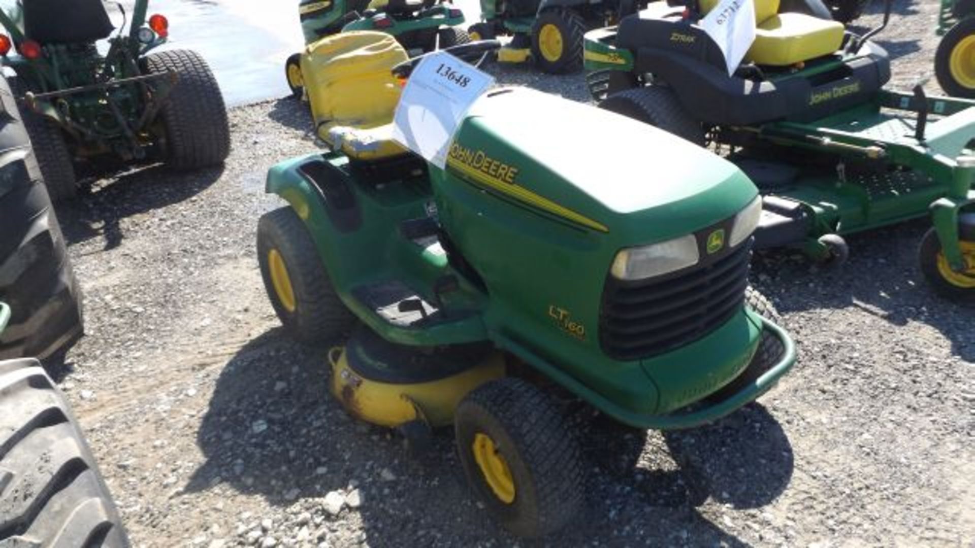 2002 JD LT160 Mower #111643, 1112 hrs, 42" Deck, 16hp Kohler, Air Cooled, Hydro, sn#M0L160C013648