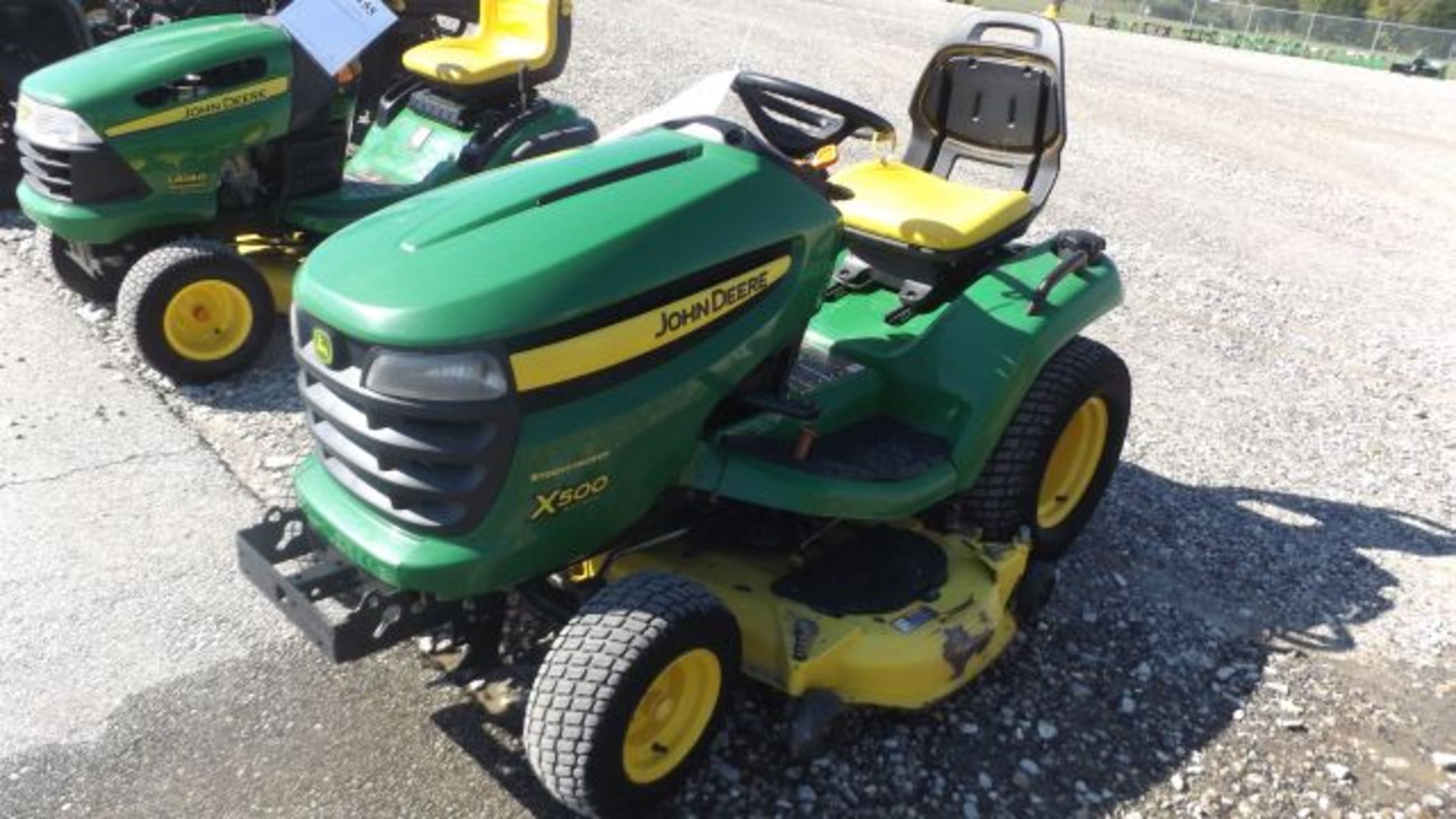 2006 JD X500 Mower #112051, 1045 hrs, 48" Deck, 24hp Kawasaki V-Twin, Air Cooled, Hydro, sn#