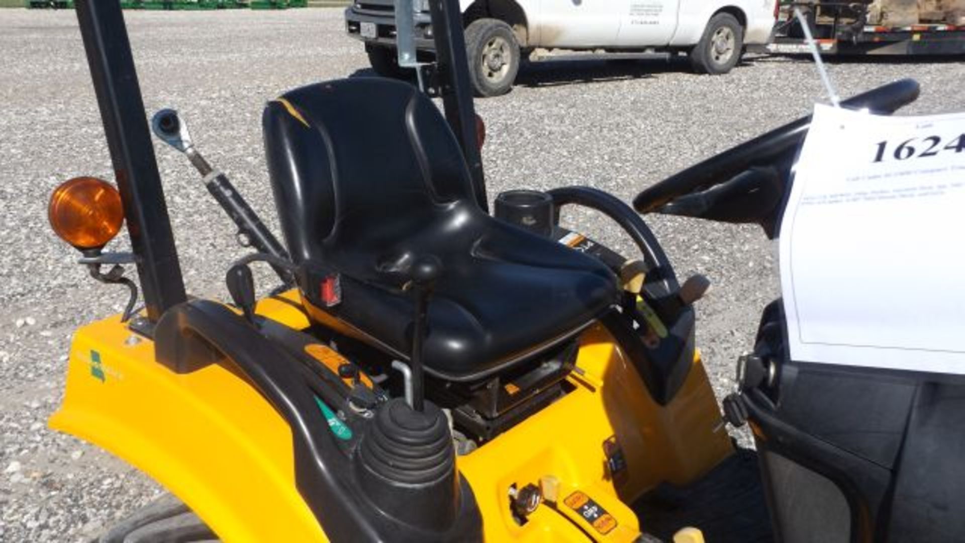 Cub Cadet SC2400 Compact Tractor #F61119, 334 hrs, MFWD, 24hp, Hydro, Joystick Hyd, 3pt, 540 Rear - Image 3 of 3