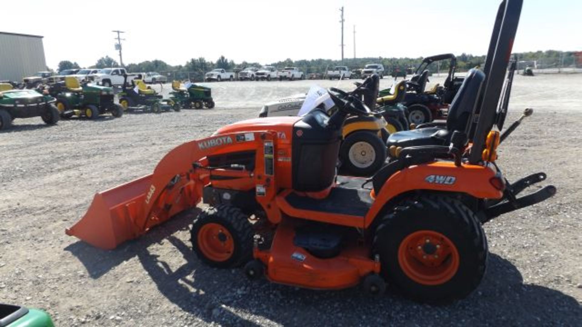 2010 Kubota BX2660 Compact Tractor #F56399, 314 hrs, MFWD, 25hp, Diesel, Hydro, Joystick Hyds, - Image 2 of 3