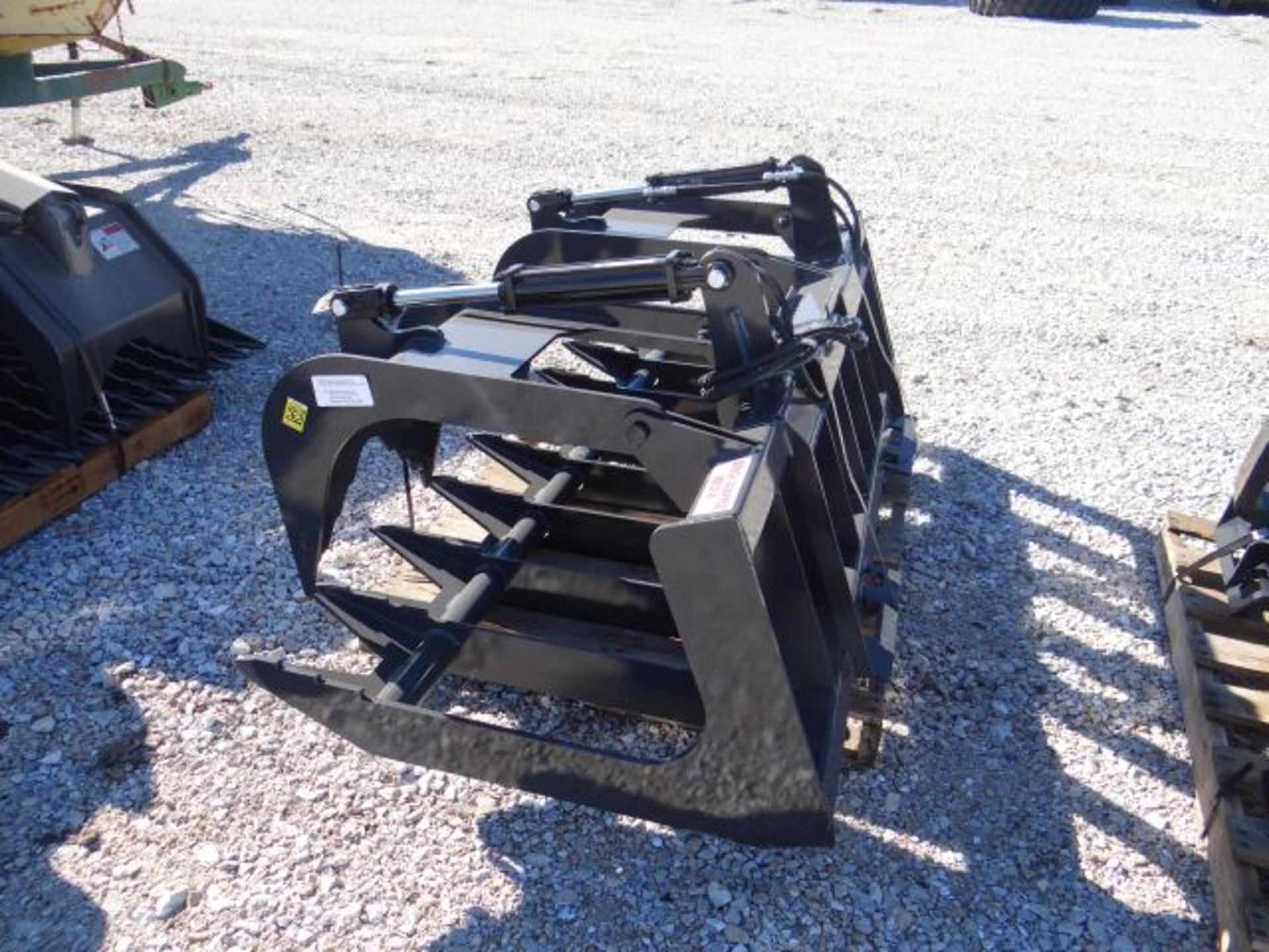 New Stout HD 72-8 Brush Grapple