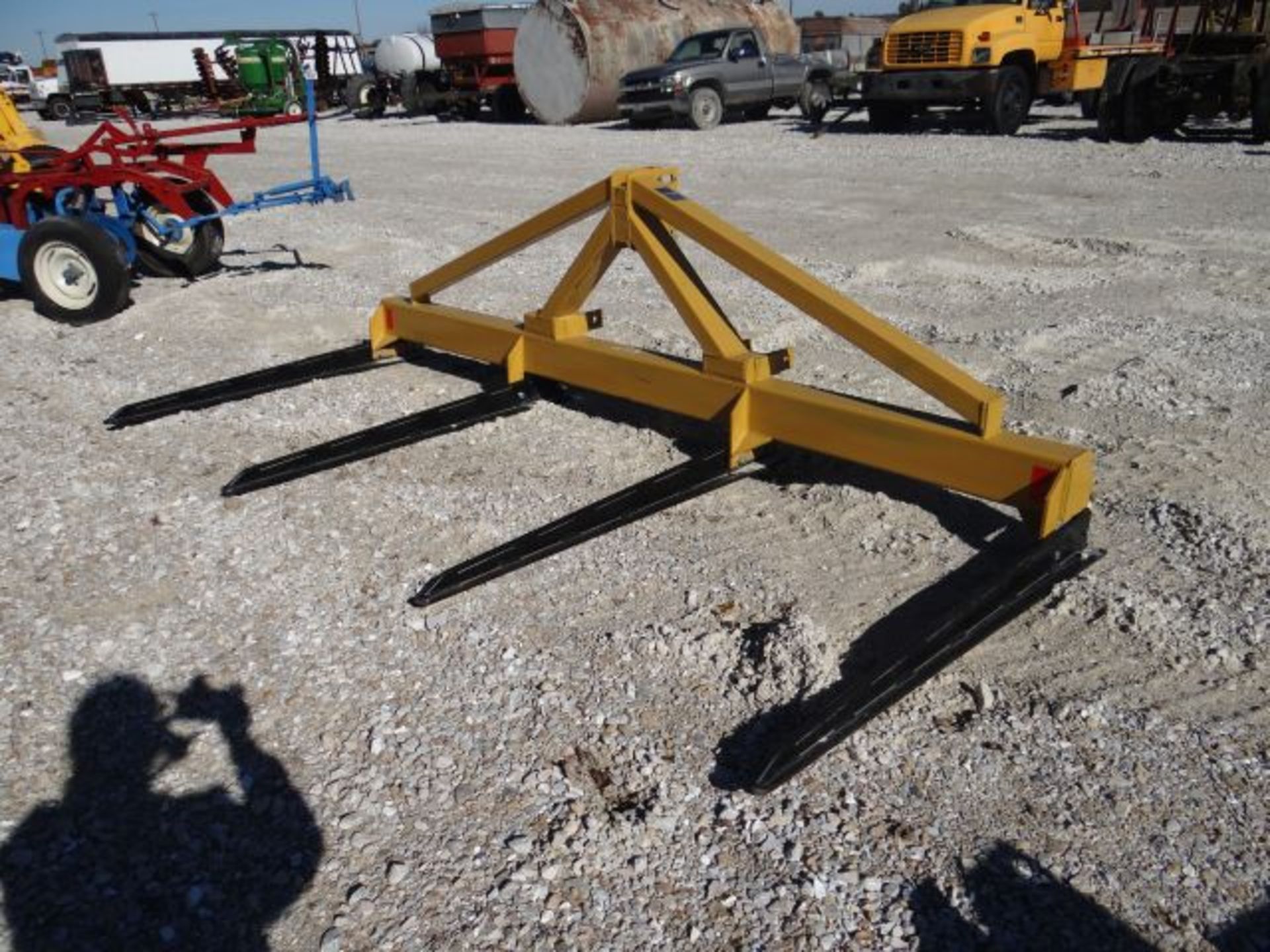 Hennig Double Bale Mover 3pt - Image 2 of 2