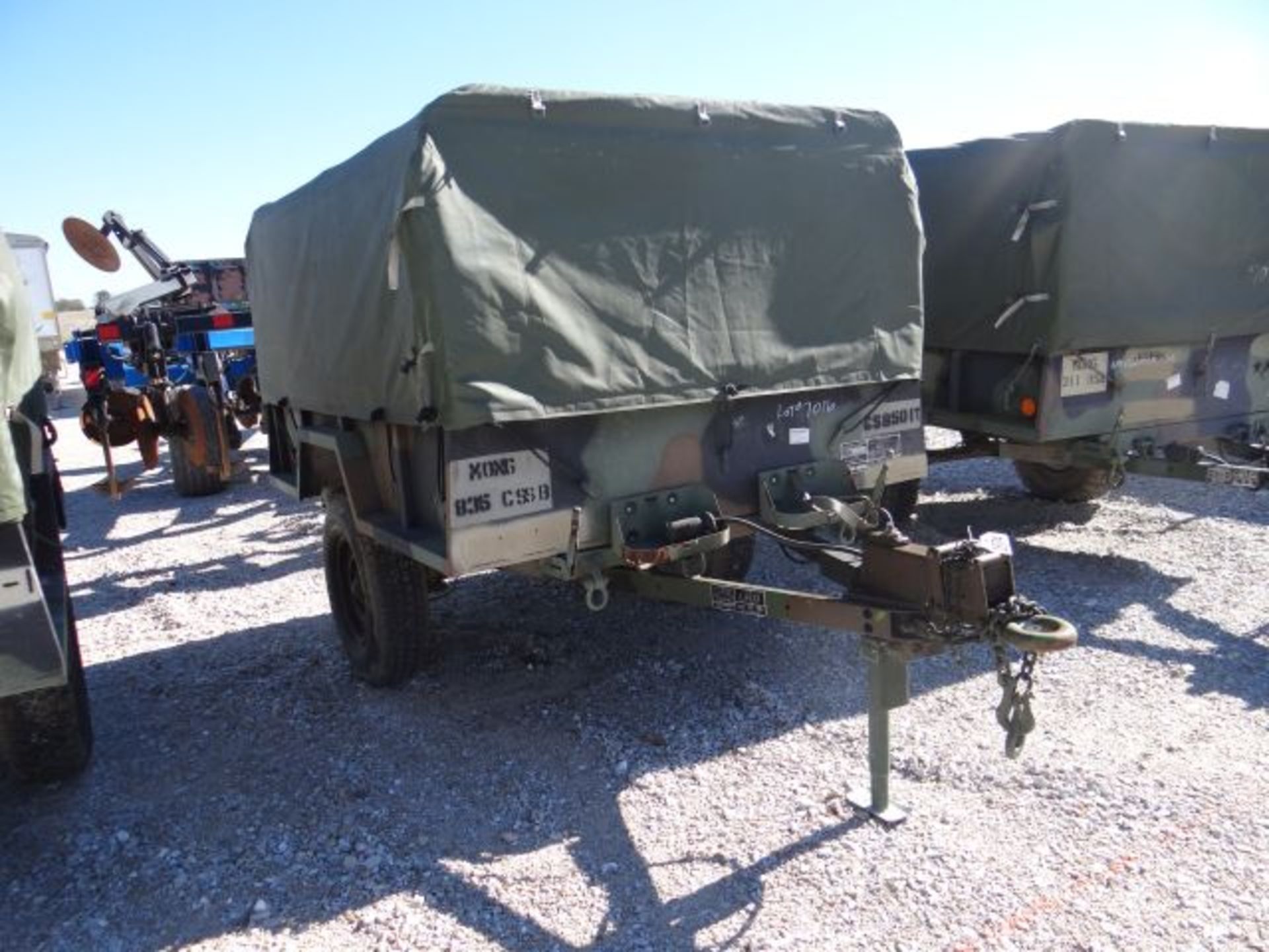 1991 UMC Military Trailer 3/4 Ton, Pintle Hitch, Cargo Tarp, Jack Handle in the Office, Title in the - Image 2 of 3