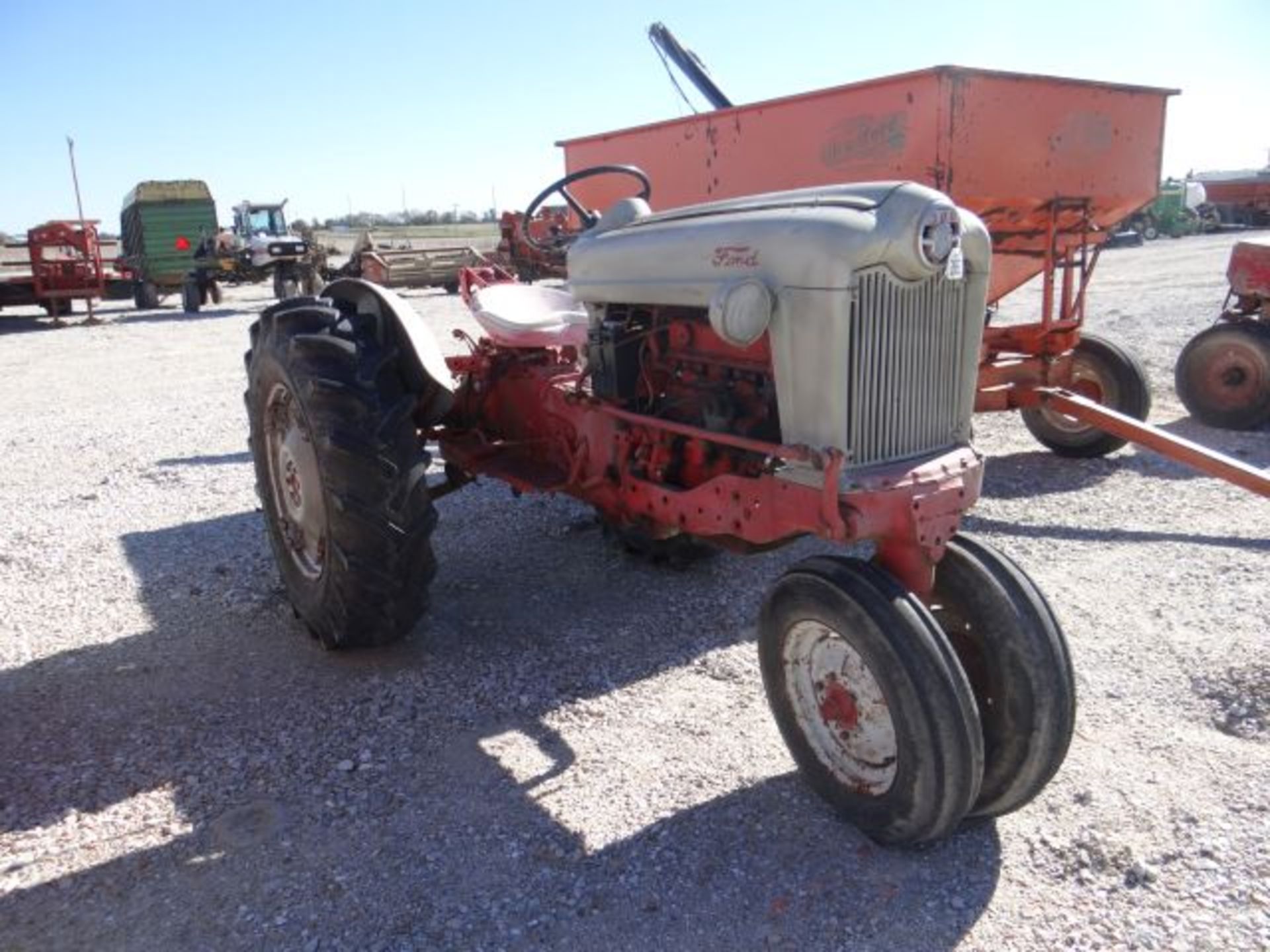 Ford 900 Tractor NF, New Rear Tires - Image 2 of 3