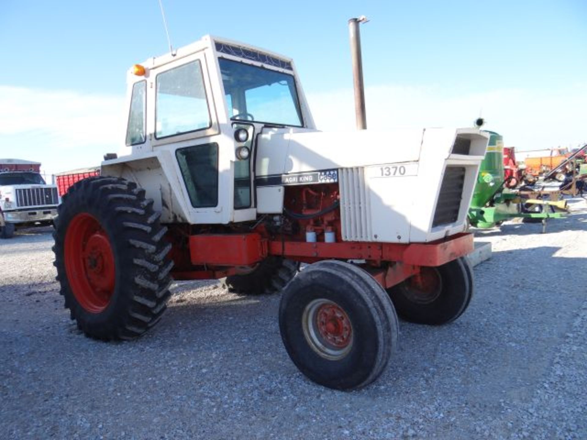 Case 1370 Agri King Tractor Cold Air, Good Condition, 18.4R38 Tires - Image 2 of 3