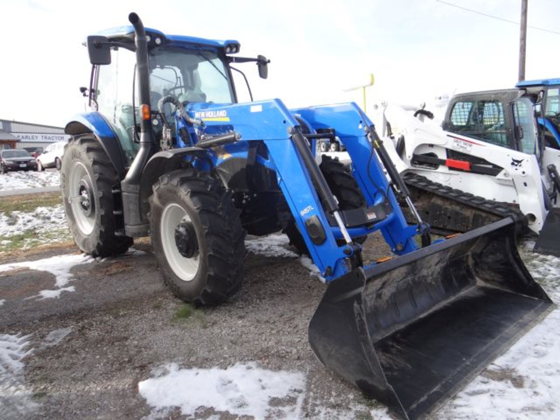 2016 NH T6.165,