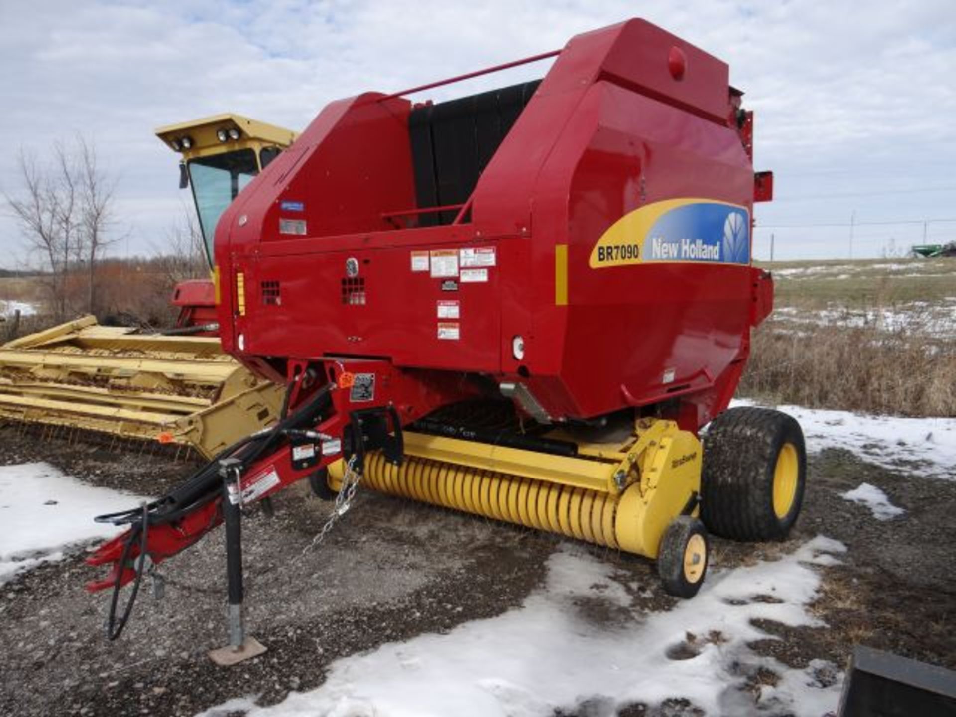 2013 NH BR7090 Round Baler,