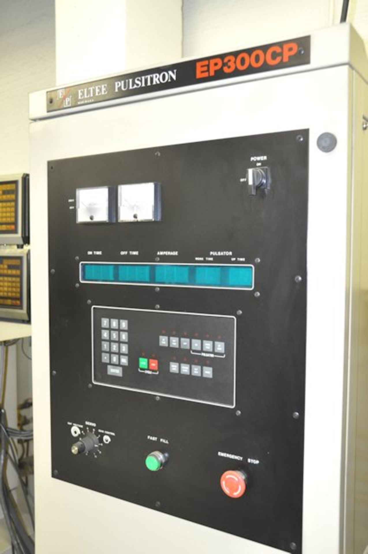 ELTEE PULSITRON TR21; Ram Type Electrical Discharge Machine; - Image 3 of 3