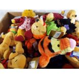 Winnie-The-Pooh - a quantity of 31 Winnie-The-Pooh characters with original tags