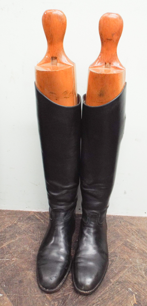 Pair of gents black leather riding boots with wooden trees approx size 7/8