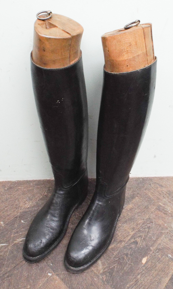 Pair of gents black leather riding boots with trees,