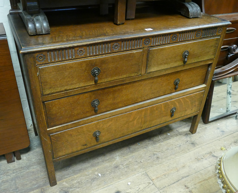 3'4 oak chest of 3 long and 2 short drawers