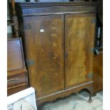 2' 9" mahogany 2 door drinks cabinet with interior mirror and glass shelves