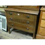 2'6 oak chest of drawers