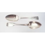 Pair of Georgian silver table spoons, London 1820 5.