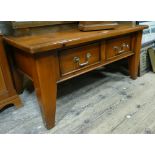 Large modern pine coffee table with fitted 2 drawers