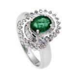 Smaragd-Brillant-Ring WG 750/000 mit einem feinen oval fac. Smaragd 1,15 ct in guter Farbeund