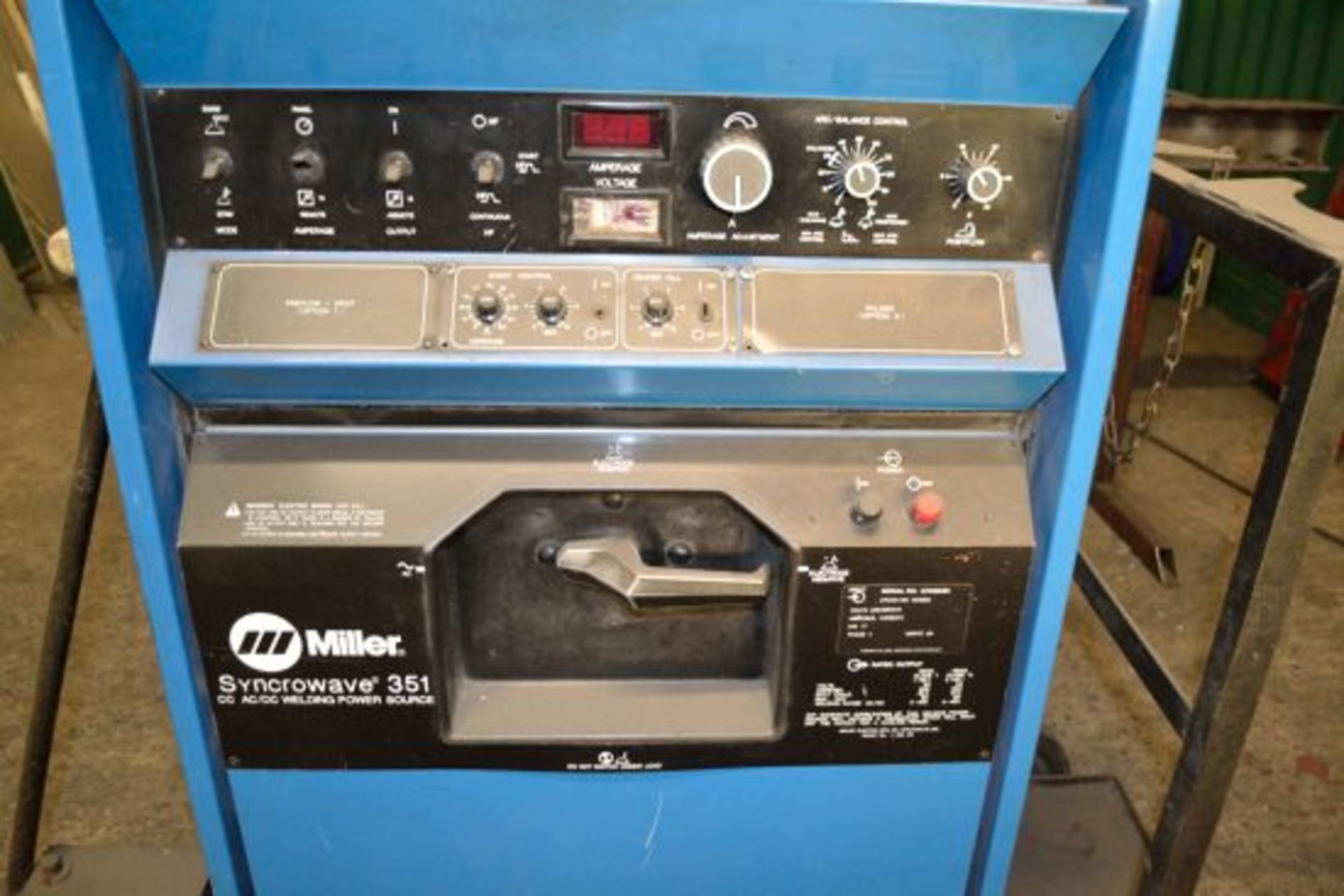 Miller Squarewave 351 CC AC/DC welding power source - Image 3 of 5