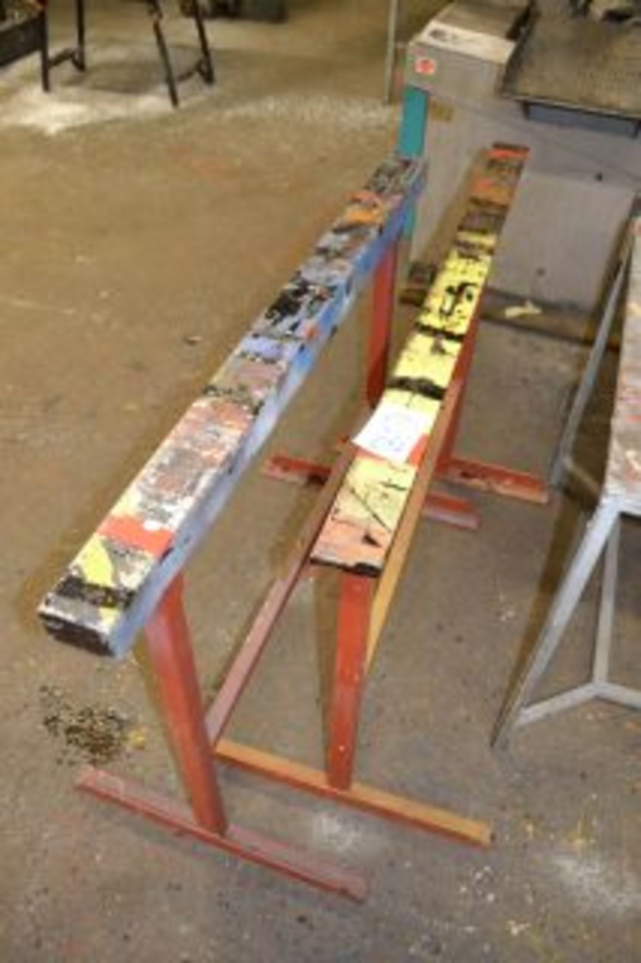 4 no. heavy duty trestles and 4 no. lighter duty trestles - Image 2 of 3